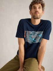 Camiseta White Stuff Koi Fish Graphic 100% algodão - Imagem 1 de 6