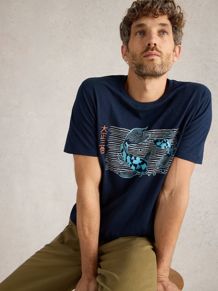 Camiseta White Stuff Koi Fish Graphic 100% algodão - Imagem 1 de 6