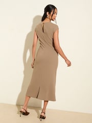 Braun - Friends Like These Tailored Jersey Twist Front Hardware Midi Dress - Bild 4 von 4