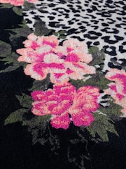 Rockett St George Leopard Love Floral Border Tufted Rug - Image 4 of 5