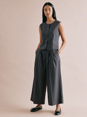 Albaray Grey Pinstripe Waistcoat - Image 4 of 7