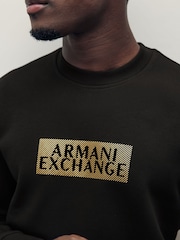أسود - كنزة صوف تلبيس قياسي بشعار Armani Exchange - صورة 4 من 5