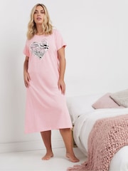 Yours Curve Pink Halo Zebra Print Midaxi Sleep T-Shirts 2 Pack - Image 3 of 8
