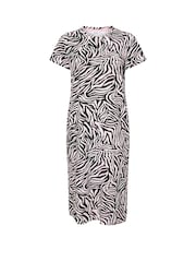 Yours Curve Pink Halo Zebra Print Midaxi Sleep T-Shirts 2 Pack - Image 7 of 8