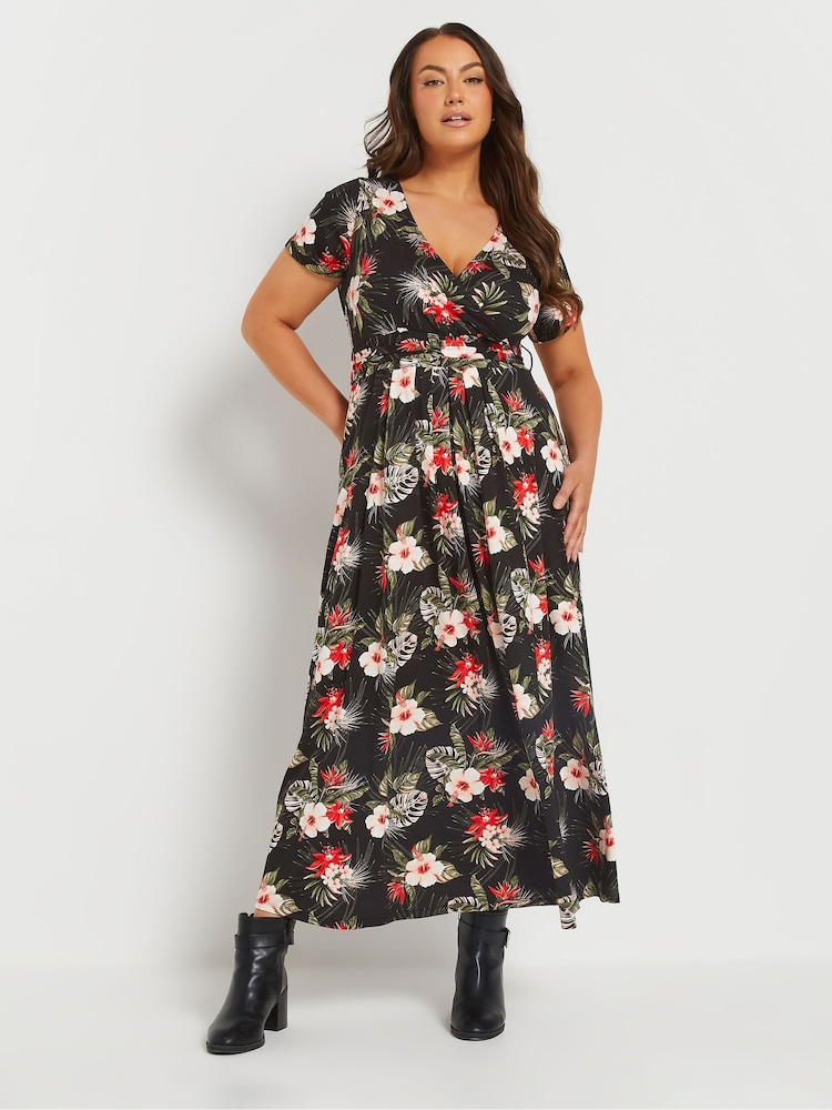 Vestido largo cruzado con estampado floral de Yours Curve - Imagen 1 de 5 Vestido largo cruzado con estampado floral de Yours Curve - Imagen 1 de 5