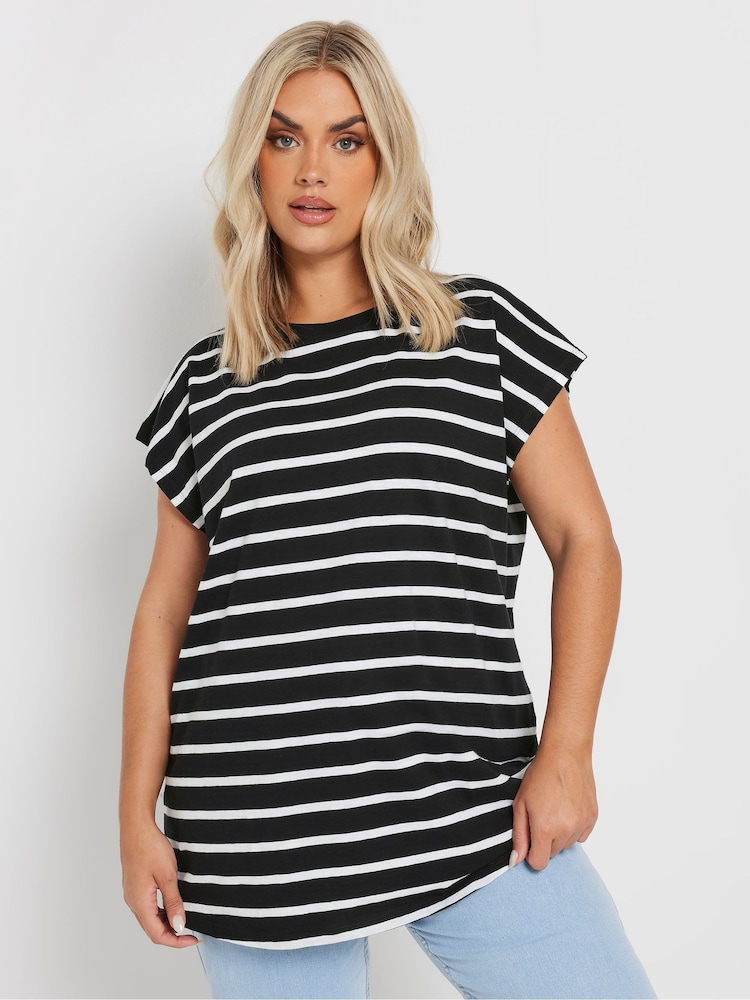 Negro floral - Yours Curve Grown On Sleeve 100% Cotton Top - Imagen 1 de 5 Negro floral - Yours Curve Grown On Sleeve 100% Cotton Top - Imagen 1 de 5