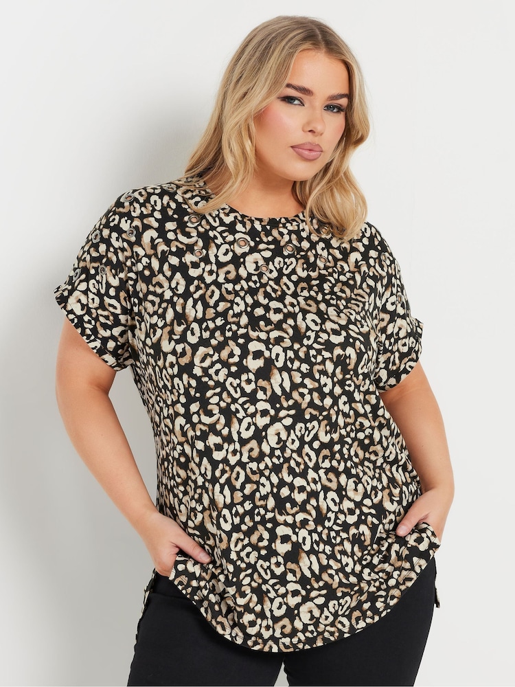 Yours Curve Black Leopard Print Eyelet Top - Image 2 of 6