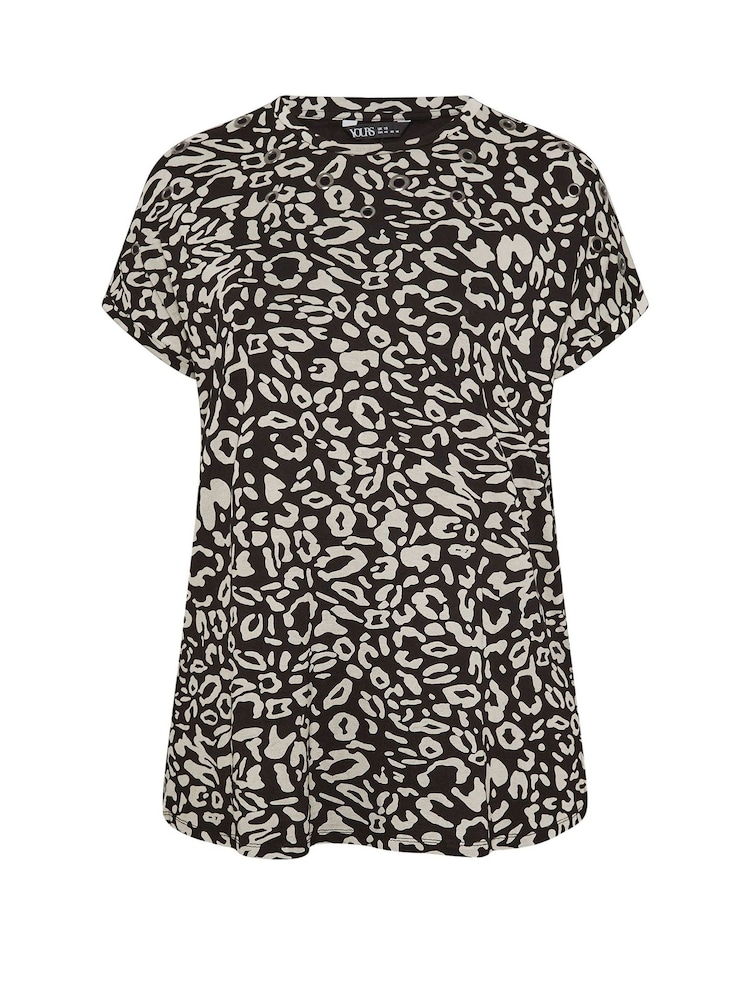Yours Curve Black Leopard Print Eyelet Detail Top - Image 5 of 5