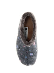 Pavers Grey Slip-Ons Full Slippers - Image 4 of 5