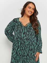 Yours Curve Dark Black Textured Dress - Image 4 of 5