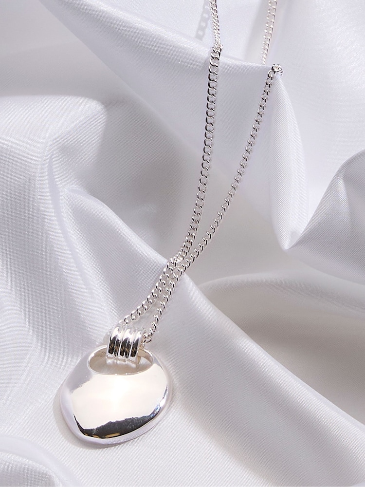 FatFace Silver Tone Pendant Necklace - Image 2 of 2 FatFace Silver Tone Pendant Necklace - Image 2 of 2