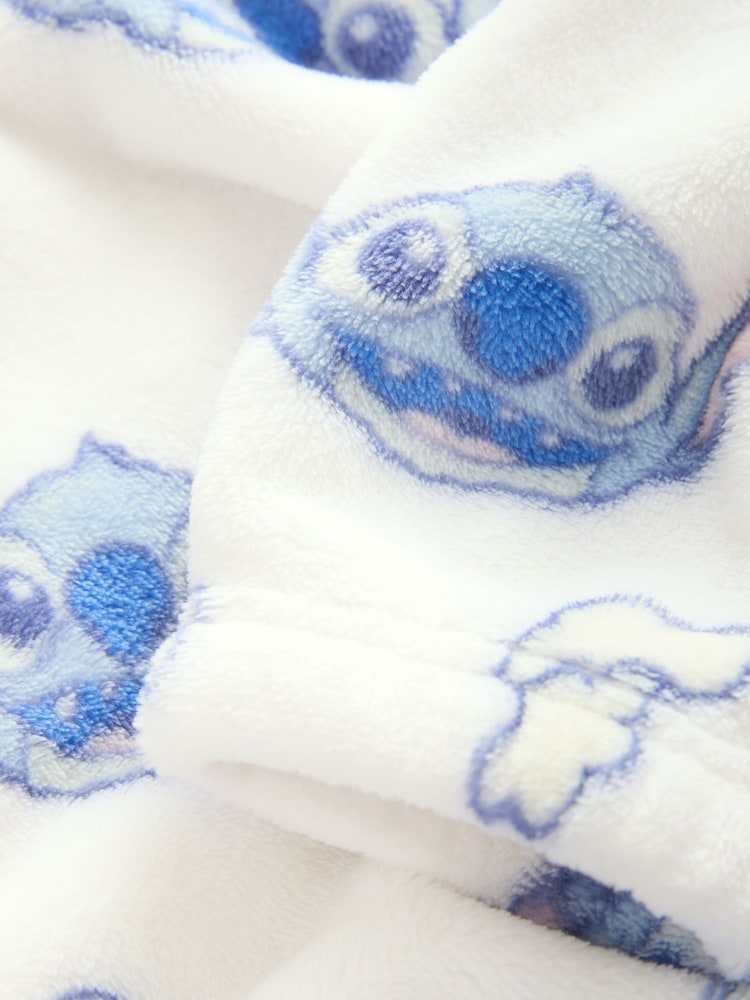 White/Blue Lilo and Stitch Fleece Cropped Hooded Blanket (3-16yrs) - Image 2 of 4