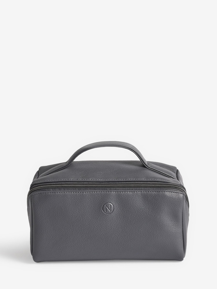 Fold Out Faux Leather Wash Bag - Image 2 of 2