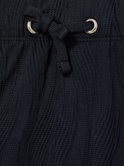 Reiss Navy Alvar 9-13 yrs Wave-Jacquard Drawstring Shorts - Image 4 of 4