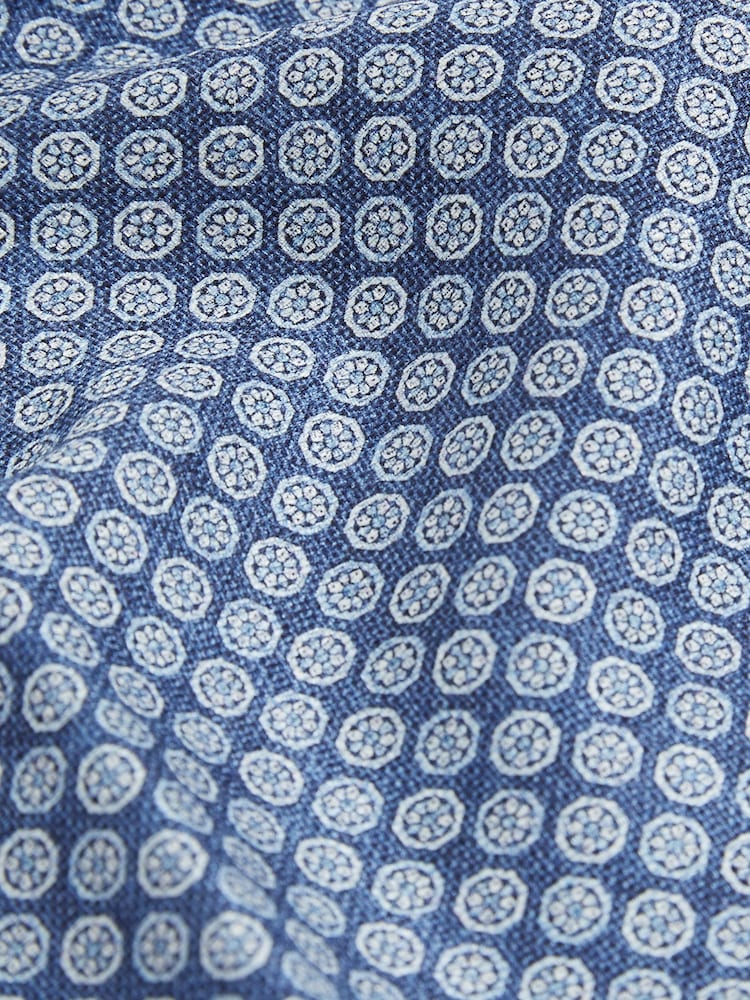 Reiss Navy Giulio Silk Medallion-Print Pocket Square - Image 4 of 5