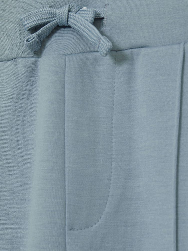 Soft Denim Blue - Pantalones de chándal con cordón ajustable Premier Interlock de Reiss - Imagen 4 de 4