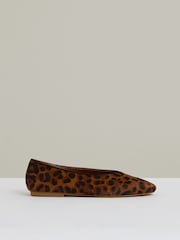 Reiss Animal Amelia Leather Rounded-Point Toe Ballet Flats - Image 1 of 4