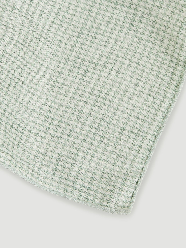Reiss Soft Sage Giulio Silk Medallion-Print Pocket Square - Image 5 of 5