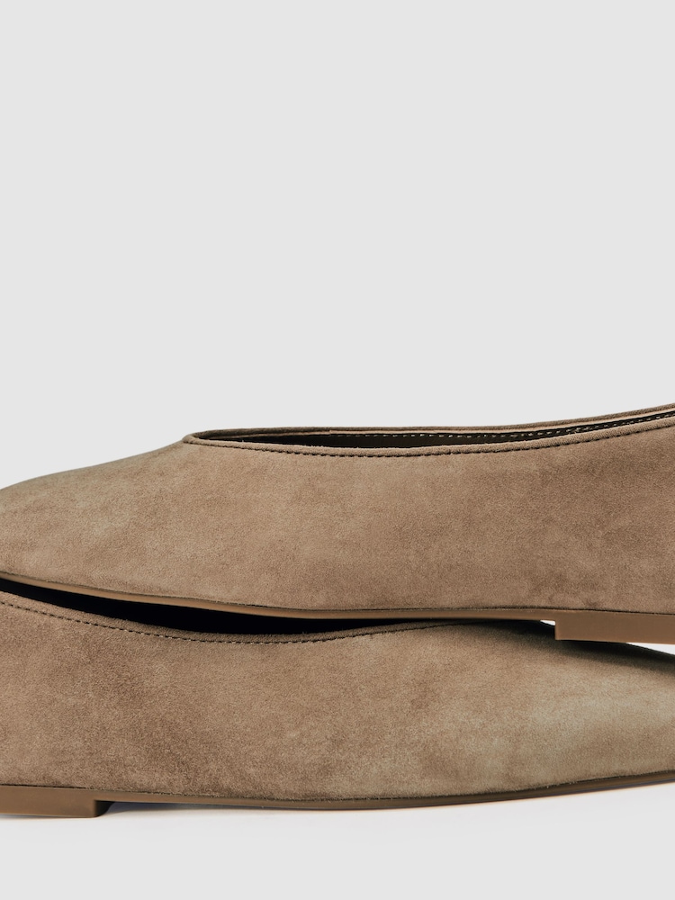 Reiss Taupe Amelia Leather Rounded-Point Toe Ballet Flats - Image 6 of 6 Reiss Taupe Amelia Leather Rounded-Point Toe Ballet Flats - Image 6 of 6
