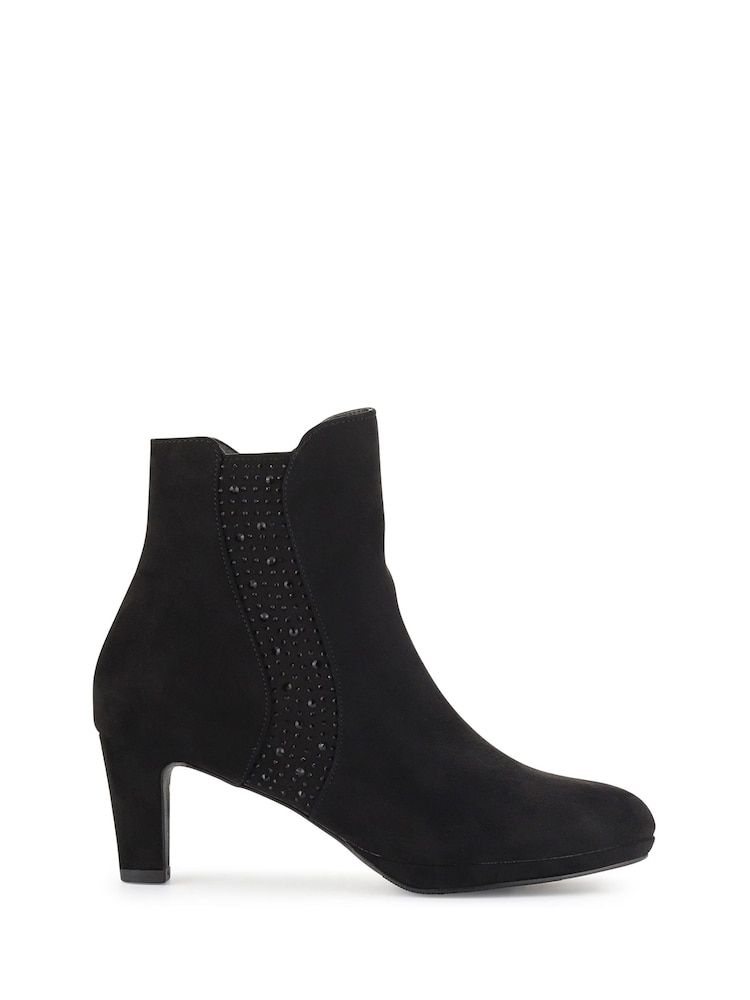 Pavers Chic Platform Heeled Ankle gležnjarji - Slika 1 iz 5 Pavers Chic Platform Heeled Ankle gležnjarji - Slika 1 iz 5