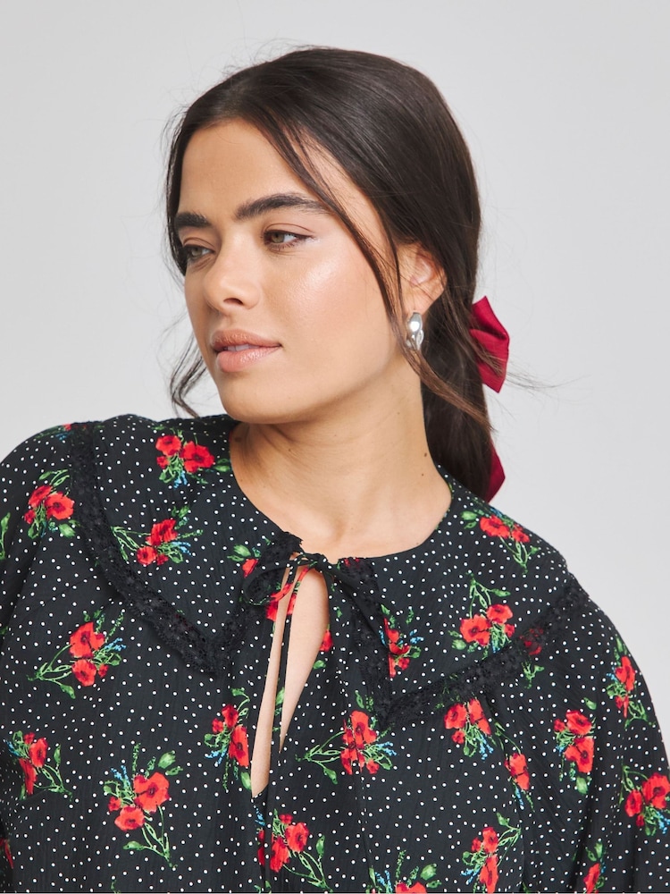 Simply Be Black Floral Collar Detail Blouse - Image 4 of 4