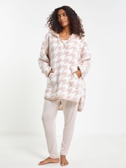 Simply Be Pink Pink Pretty Secrets Quarter Zip Snuggle Top With Ribbed Leggings Lounge Set - Image 2 of 4