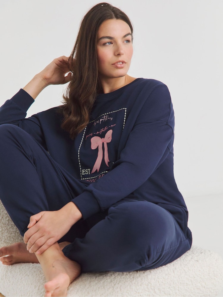 Simply Be Blue Bow Print Supersoft Sweatshirt Lounge Set - Image 4 of 4