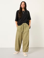 FatFace Alve Khaki Green Cargo Joggers - Image 5 of 6
