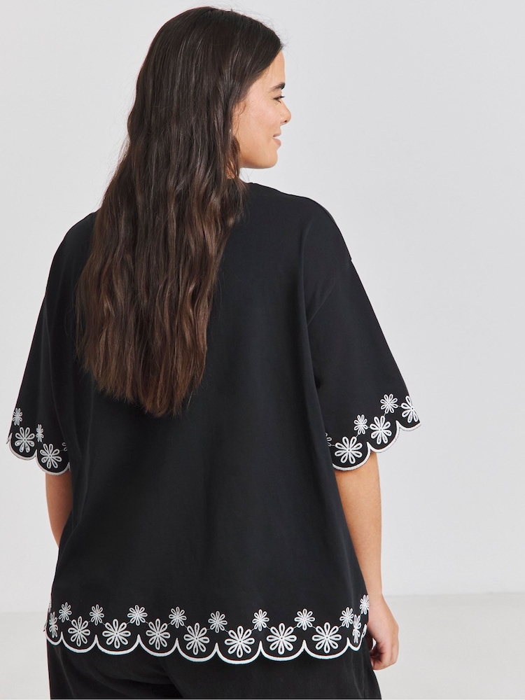 Simply Be Black Cut Work T-Shirt - Image 2 of 4