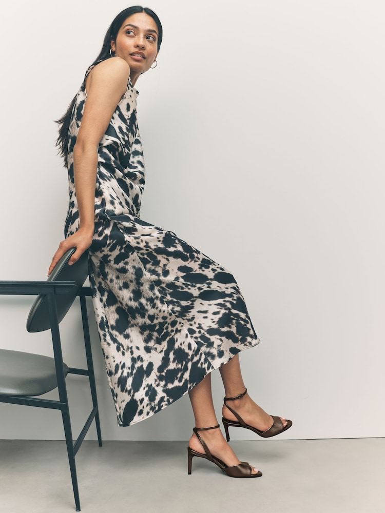 Peltre - Forever Comfort® Premium Leather Peep Toe Heeled Sandals - Imagen 2 de 11 Peltre - Forever Comfort® Premium Leather Peep Toe Heeled Sandals - Imagen 2 de 11