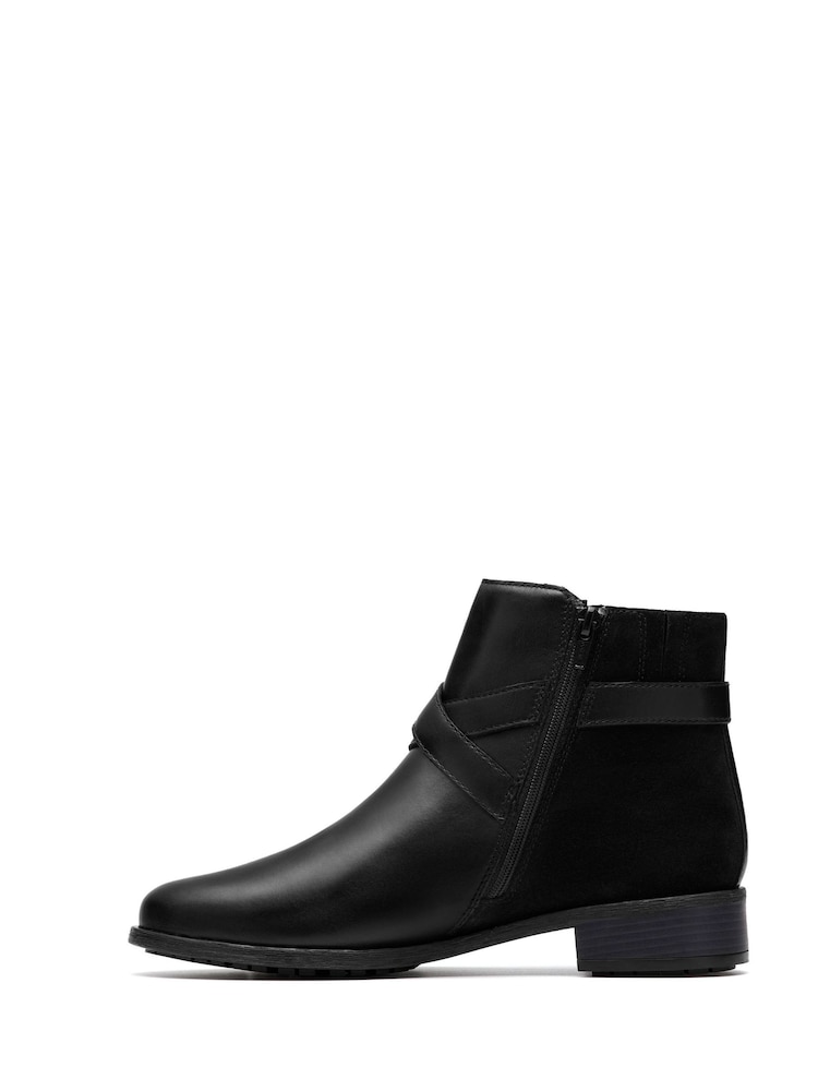 Clarks Black Standard Fit (D) Leather Havisham Bay Boots - Image 2 of 6