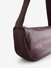 St Agni Red Soft Crescent Bag - Image 8 of 10