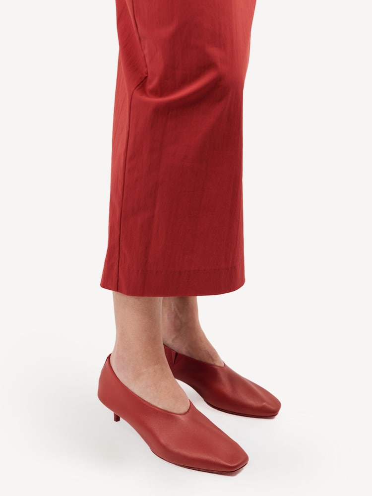 St Agni Red Soft Glove Ballet Flats - Image 2 of 4