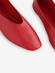St Agni Red Soft Glove Ballet Flats - Image 5 of 10