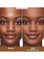 Laura Mercier Tinted Moisturiser Blurred Matte SPF 30 - Image 3 of 5