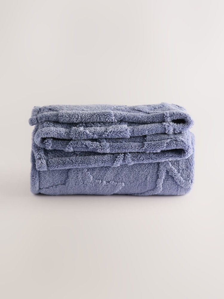 Blue Carved Star Fleece Throw - Image 4 of 4