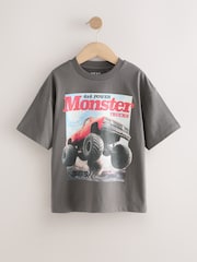 Charcoal Grey Truck - Camiseta de corte estándar y manga corta con diseño gráfico (3-16 años) - Imagen 1 de 5