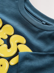 Azul Best Bro - Camiseta de corte estándar y manga corta con diseño gráfico (3-16 años) - Imagen 4 de 4
