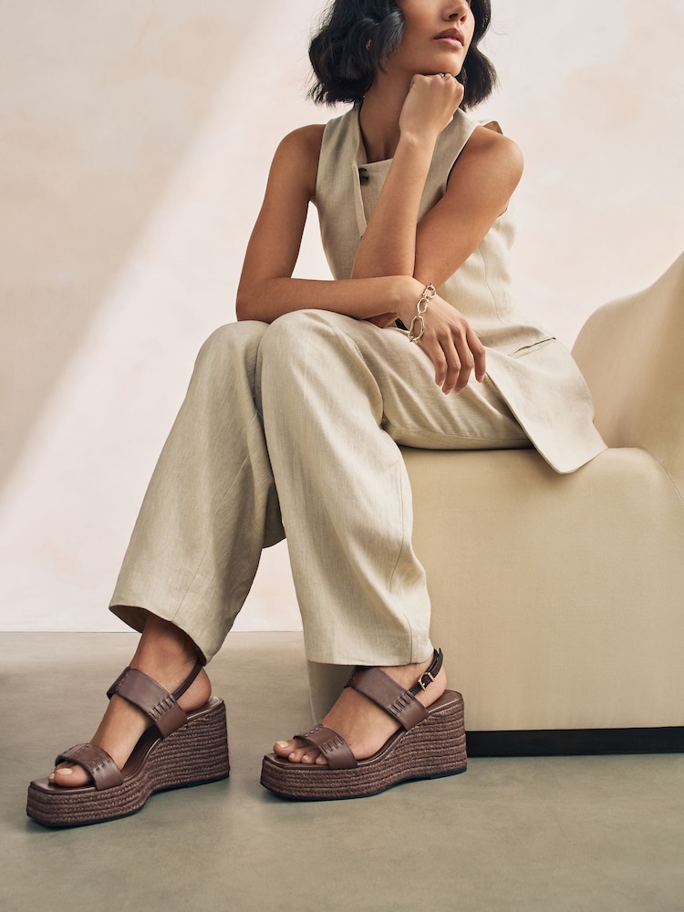 Marrón chocolate - Forever Comfort® Premium Leather Craft Wedge Heels - Imagen 1 de 10 Marrón chocolate - Forever Comfort® Premium Leather Craft Wedge Heels - Imagen 1 de 10