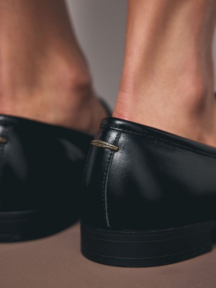 Black Forever Comfort® Premium Leather With Motionflex Ruched Loafers - Image 2 of 5