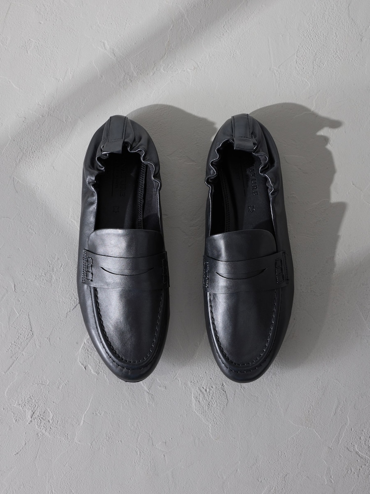 Black Signature Premium Leather Ruched Back Round Toe Loafers - Image 1 of 7