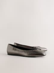 Pewter - Sapatilhas de couro Forever Comfort® com bico quadrado - Imagem 2 de 9