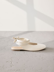 Bone Signature Premium Leather Wrap Up Balllerina Flats - Image 7 of 11