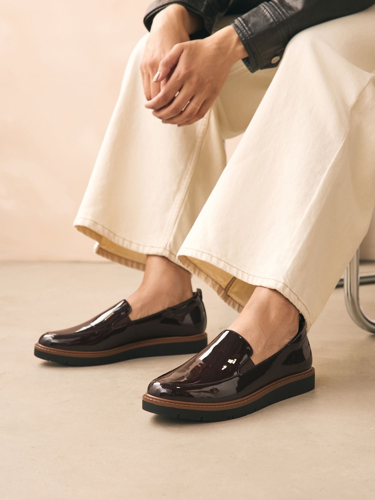Charol en marrón - Extra Wide Fit Forever Comfort® Slip On Clean Chunky Sole Loafers - Imagen 10 de 10 Charol en marrón - Extra Wide Fit Forever Comfort® Slip On Clean Chunky Sole Loafers - Imagen 10 de 10