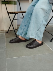 أسود - Signature Premium Leather Weave Footbed Mules - صورة 2 من 4