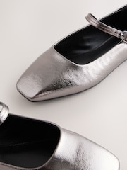 Pewter Forever Comfort® Square Toe Mary Jane Shoes - Image 9 of 9