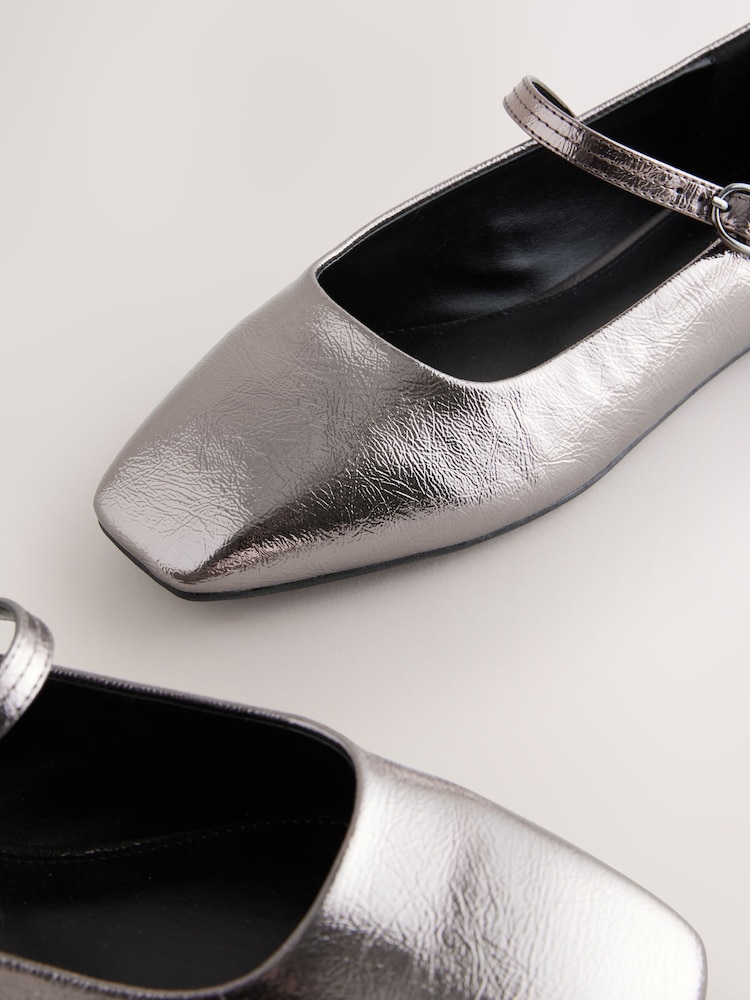Pewter Forever Comfort® Square Toe Mary Jane Shoes - Image 9 of 9