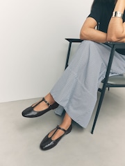 Negro - Forever Comfort® Leather T-Bar Mary Jane Shoes - Imagen 10 de 13