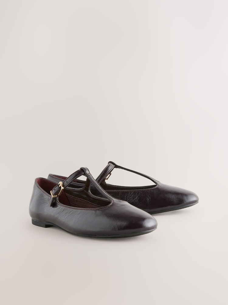 Rojo burdeos - Forever Comfort® Leather T-Bar Mary Jane Shoes - Imagen 2 de 11
