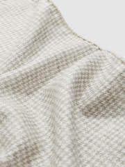 Reiss Oatmeal Giulio Silk Medallion-Print Pocket Square - Image 5 of 5